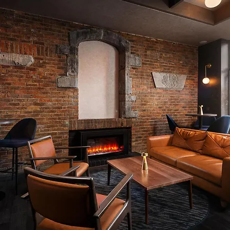 Jurys Hotel 4*